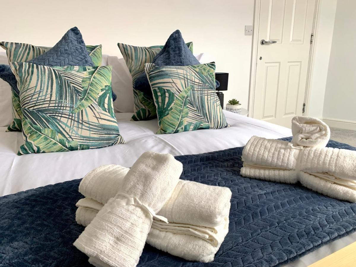 Lovely Stylish Near Penny Lane! Free Parking *