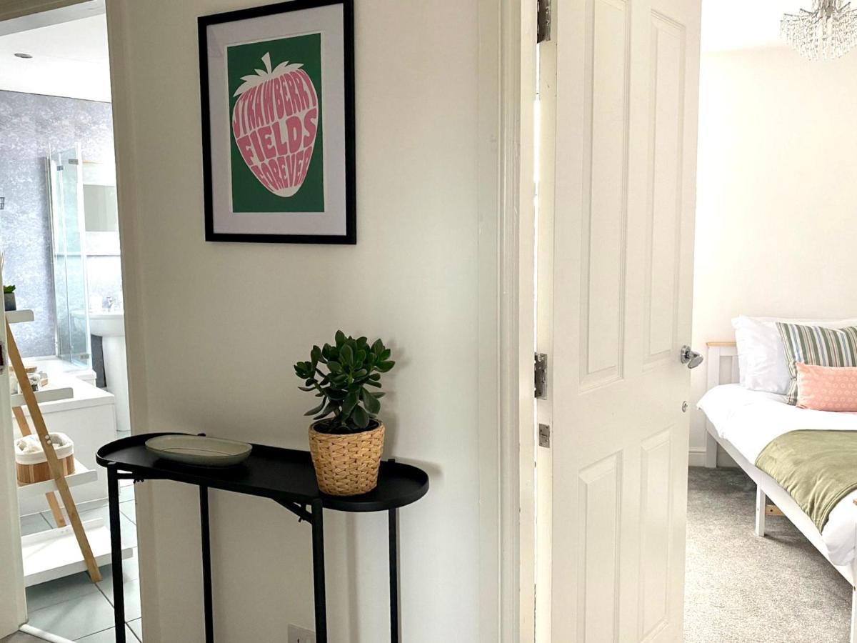 Apartamento Lovely Stylish Near Penny Lane! Free Parking